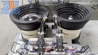 Προσαρμοσμένο υλικό τροφοδοσίας μηχανήματος κύπελλου Μικρές μεταλλικές καρφίτσες Δονούμενος τροφοδότης εξαρτημάτων